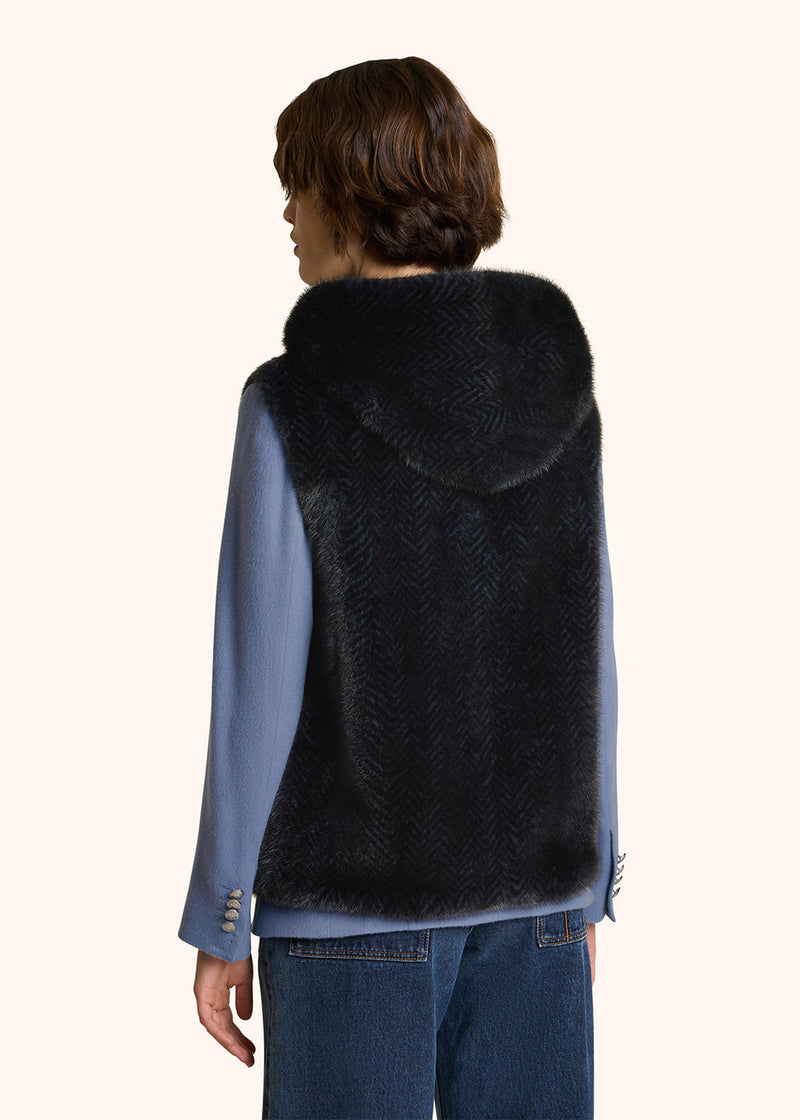 SLEEVELESS MINK JACKET